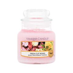 Vonná svíčka Yankee Candle Fresh Cut Roses 104 g